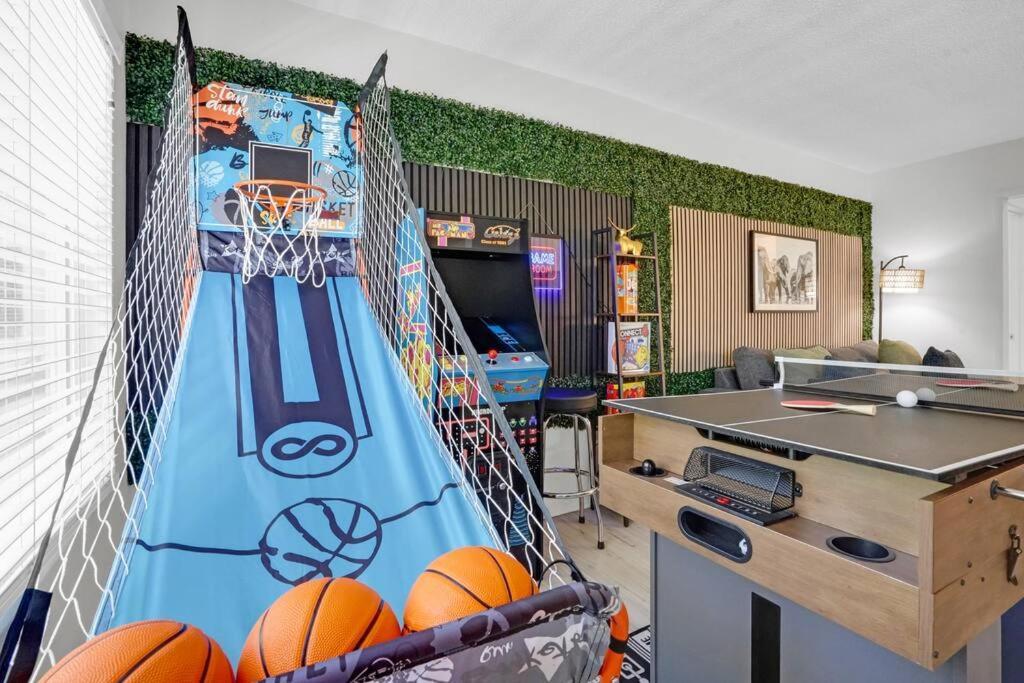 6Th Haven, Arcade, King Bed, Games, 1 Mile To Beaches Long Beach Dış mekan fotoğraf